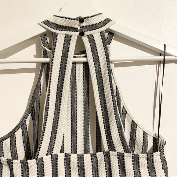 🍒2/20$ DYNAMITE Striped Tank Top - Picture 4 of 8